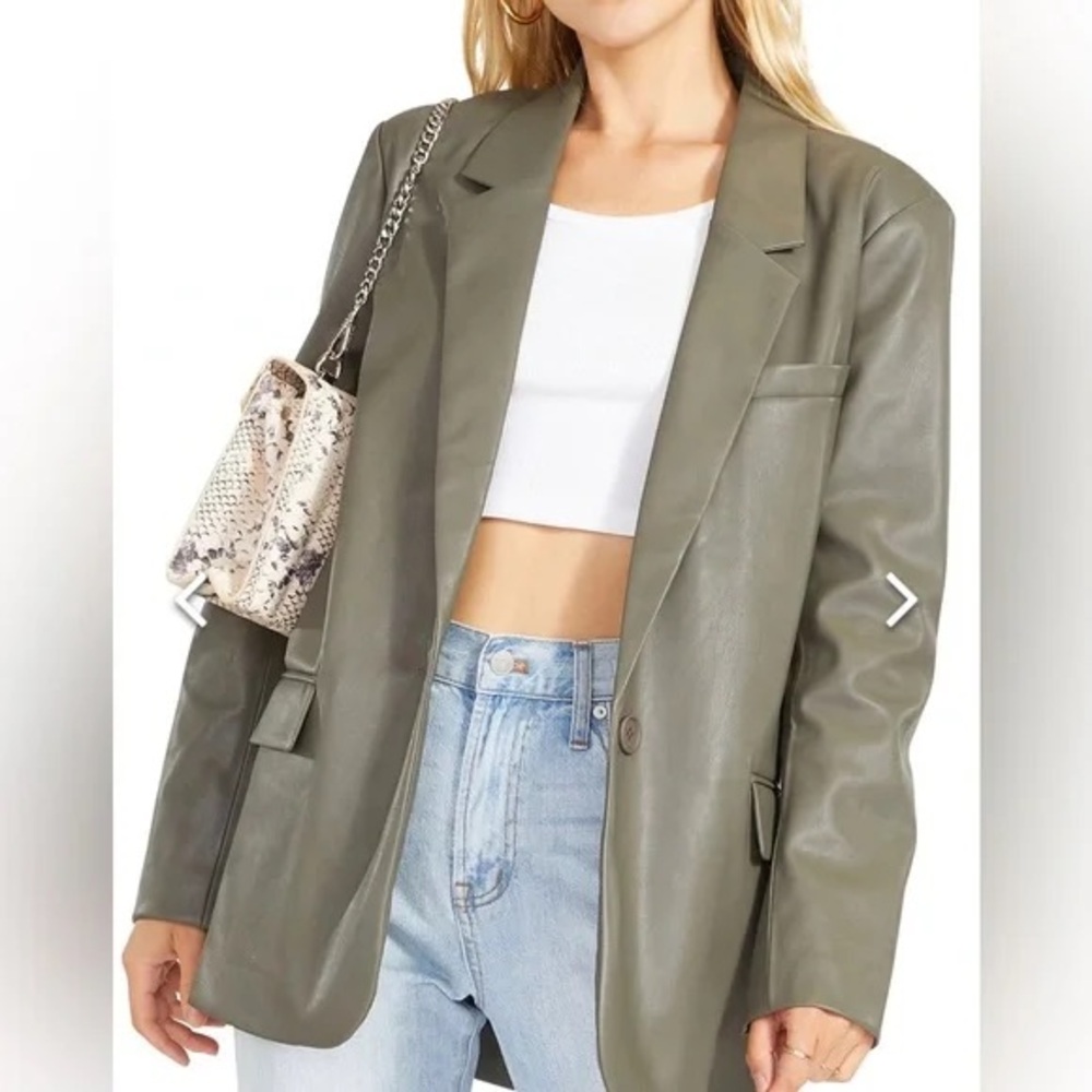 Le Lis Sage Green Women's Blazer